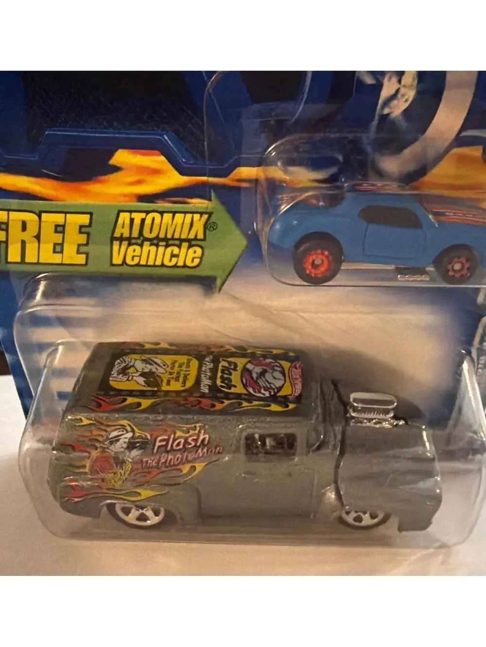 Hot Wheels Flash The PhotoMan Die-Cast Car With Free Atomix Vehicle